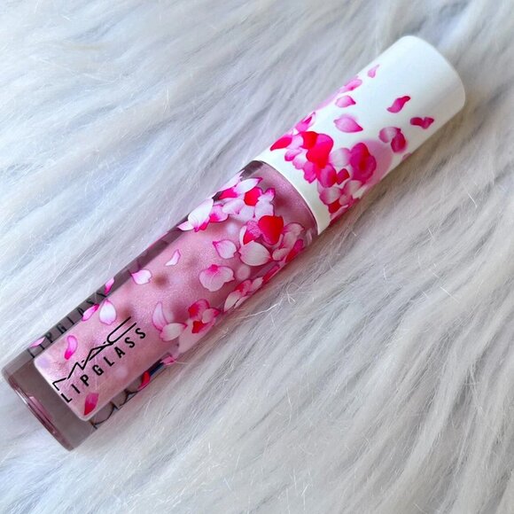 New MAC Lipgalss Lip gloss~For The Frill Of It~ Full size 3.1 ml/0.1 oz~Rare - Picture 2 of 3